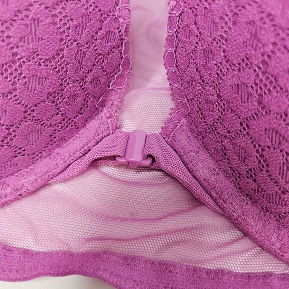 Victoria's Secret Lace Push Up Bra, Front Clasp, Size 36C - Picture 2 of 6